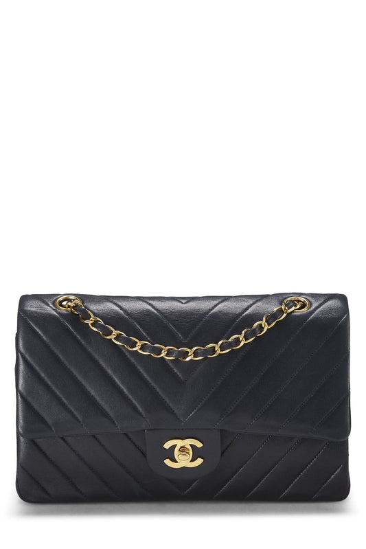 Chanel, Pre-Loved Navy Chevron Lambskin Classic Double Flap Medium, Navy