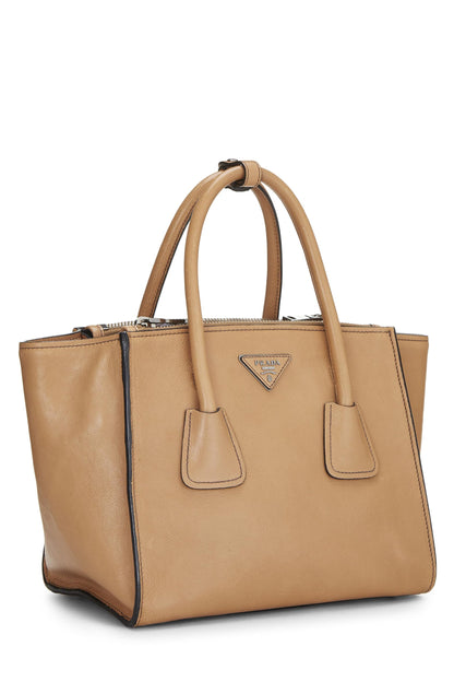 Prada, sac fourre-tout Grace Lux Concept en cuir de veau marron d'occasion, marron