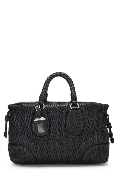 Prada, sac à main en nappa noir Chevron Antik d'occasion, noir