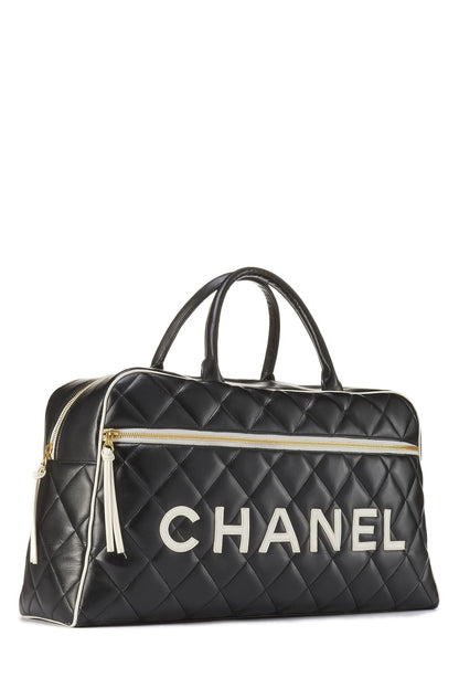 Chanel, Grand sac bowling en cuir de veau matelassé noir d'occasion, noir