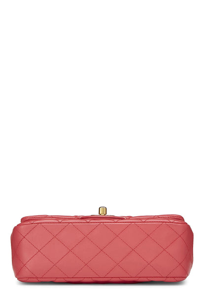 Chanel, Mini porte-monnaie rectangulaire Lucky Charm en cuir d'agneau rose d'occasion, rose