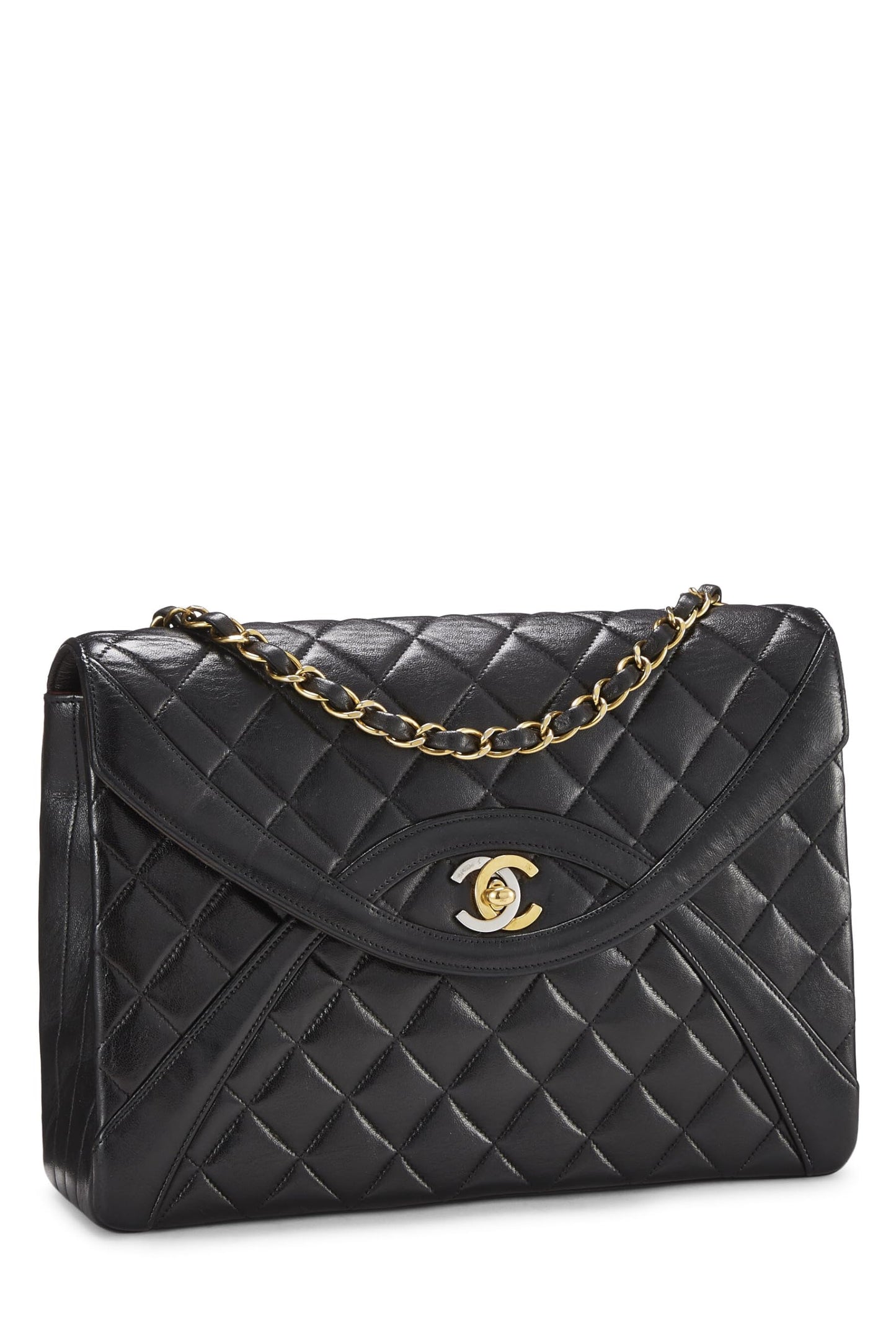 Chanel, Solapa limitada Paris Limited de piel de cordero acolchada negra Pre-Loved mediana, Negro