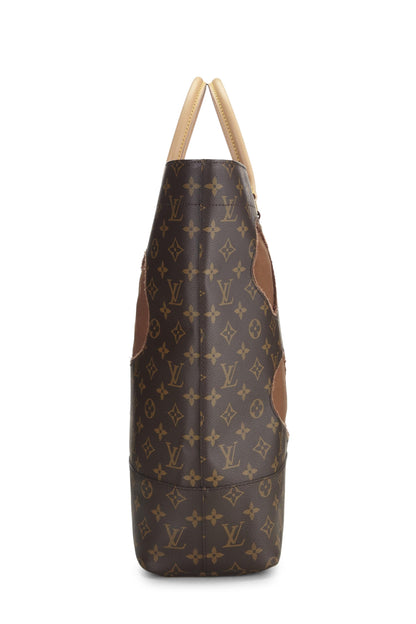 Louis Vuitton, Sac monogramme pré-aimé Comme des Garçons x Louis Vuitton avec trous, Marron