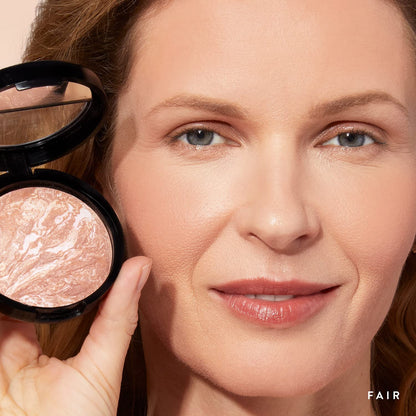 Poudre bronzante Baked Bronze-N-Brighten de LAURA GELLER NEW YORK Fair + Pinceau kabuki rétractable pour aérographe