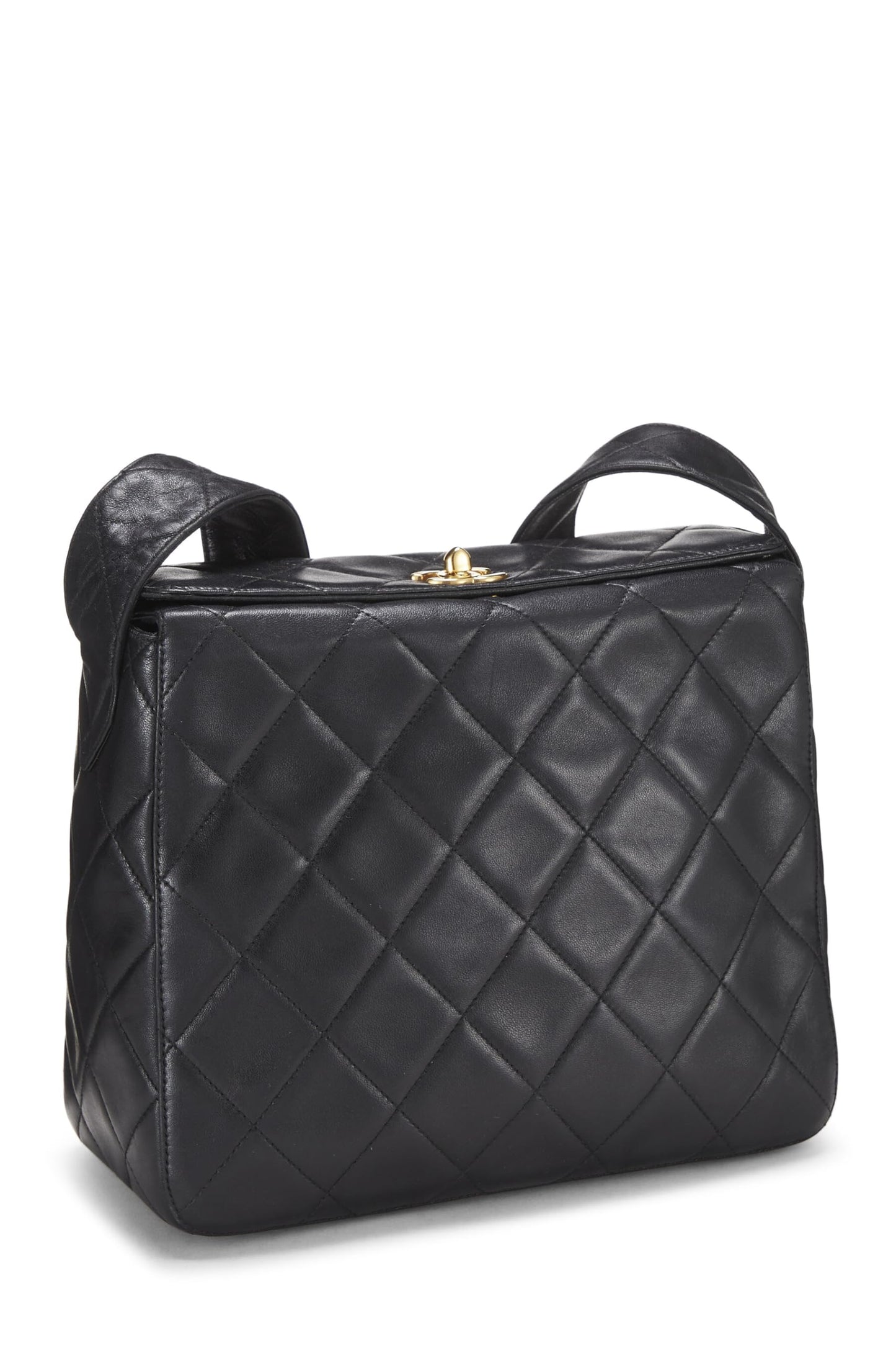 Chanel, sac à bandoulière en cuir d'agneau matelassé noir d'occasion, noir