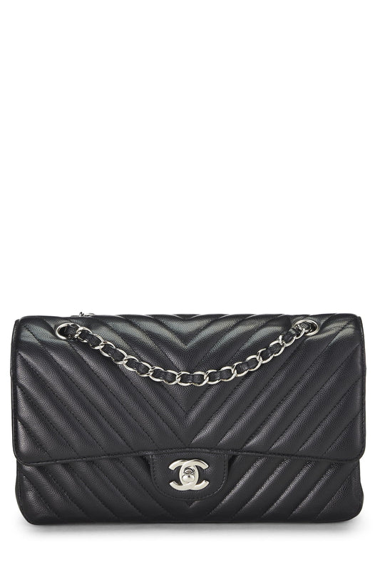 Chanel, Pre-Loved Black Chevron Caviar Classic Doble Solapa Mediano, Negro