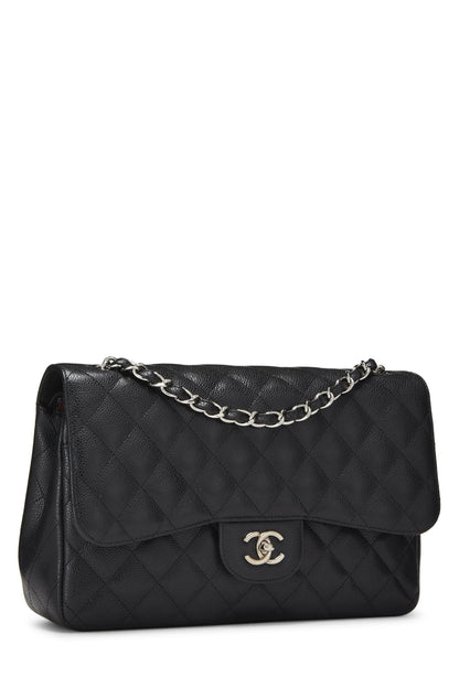 Chanel, Caviar acolchado negro Pre-Loved New Classic Jumbo con doble solapa, Negro