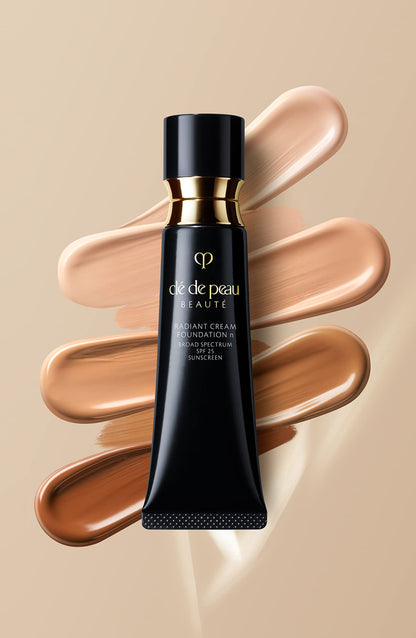 Clé de Peau Beauté, Fond de Teint Crème Éclat SPF 25, B70