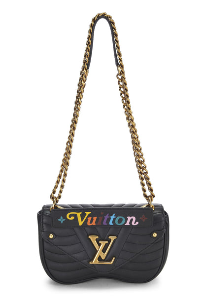 Louis Vuitton, Bolso con forma de corazón New Wave de piel de becerro negra Pre-Loved, Negro