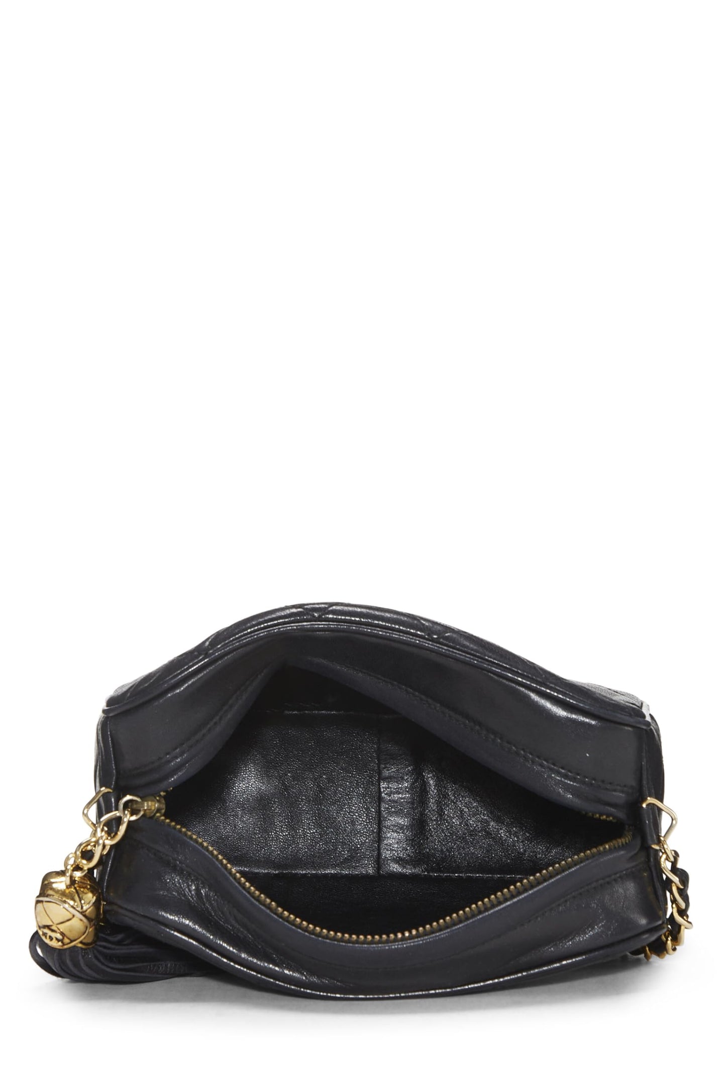 Chanel, Mini sac photo en cuir d'agneau noir Diamond CC d'occasion, noir