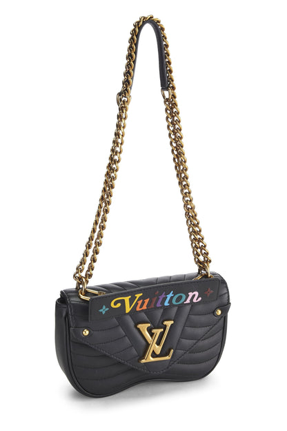 Louis Vuitton, Bolso con forma de corazón New Wave de piel de becerro negra Pre-Loved, Negro