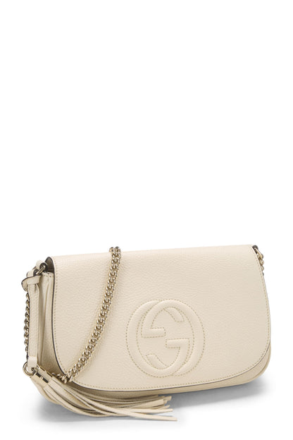 Gucci, Pre-Loved White Grained Leather Soho Chain Flap Crossbody, White