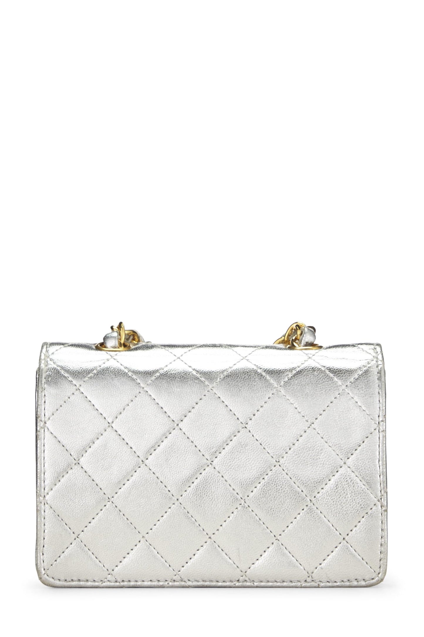 Chanel, sac à main à rabat en cuir d'agneau métallisé argenté d'occasion, micro, argent