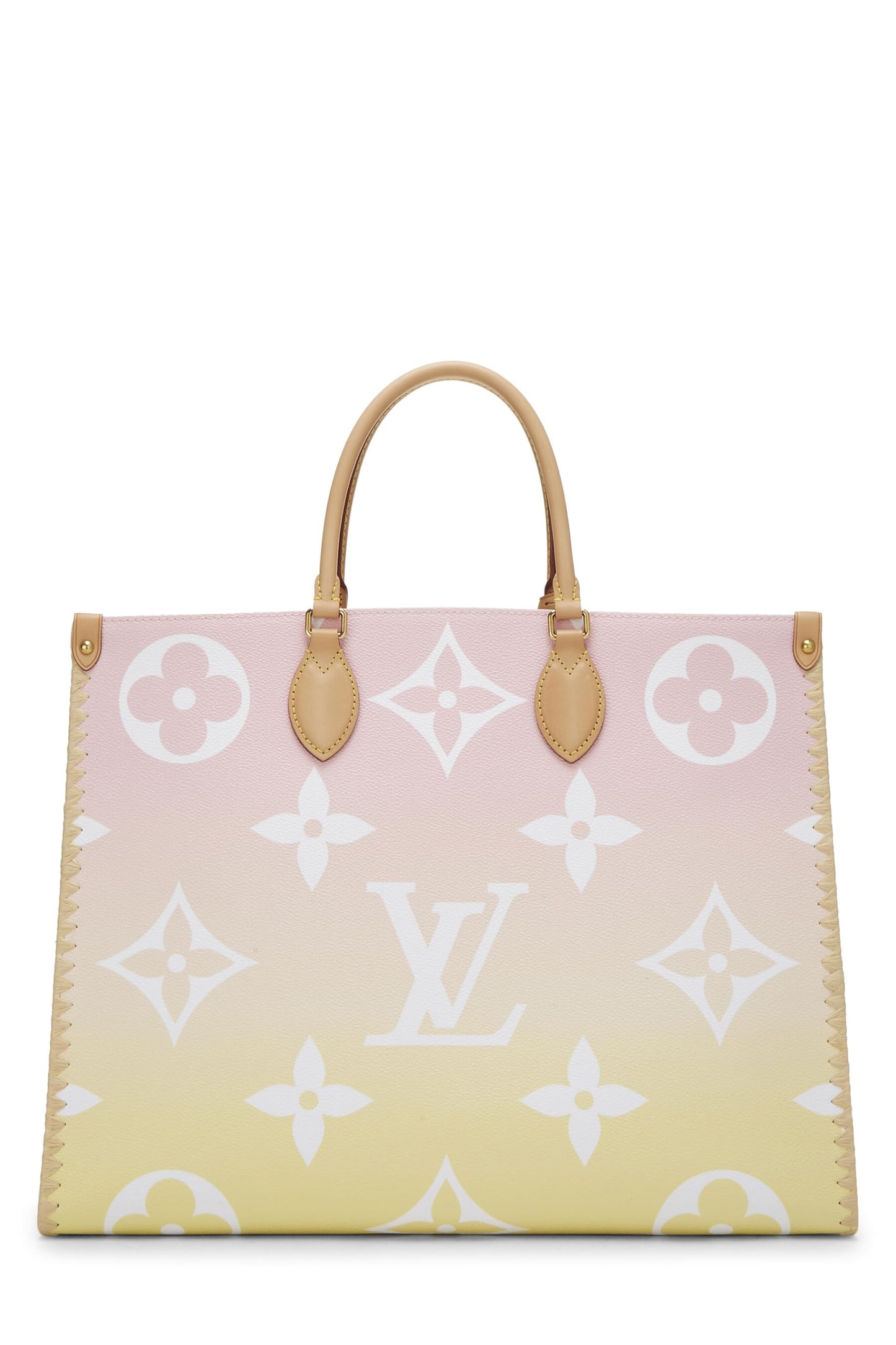 Louis Vuitton, Okinawa gigante con monograma usado junto a la piscina On The Go GM, rosa