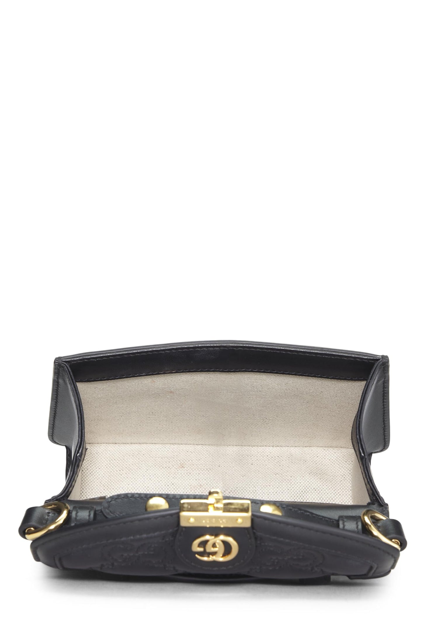 Gucci, Asa superior pequeña de cuero Matelassé GG negra Pre-Loved, Negro