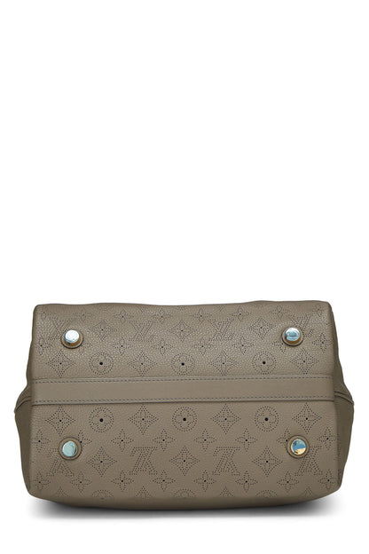 Louis Vuitton, Mahina Sevres PM Gris Monogram d'occasion, Gris