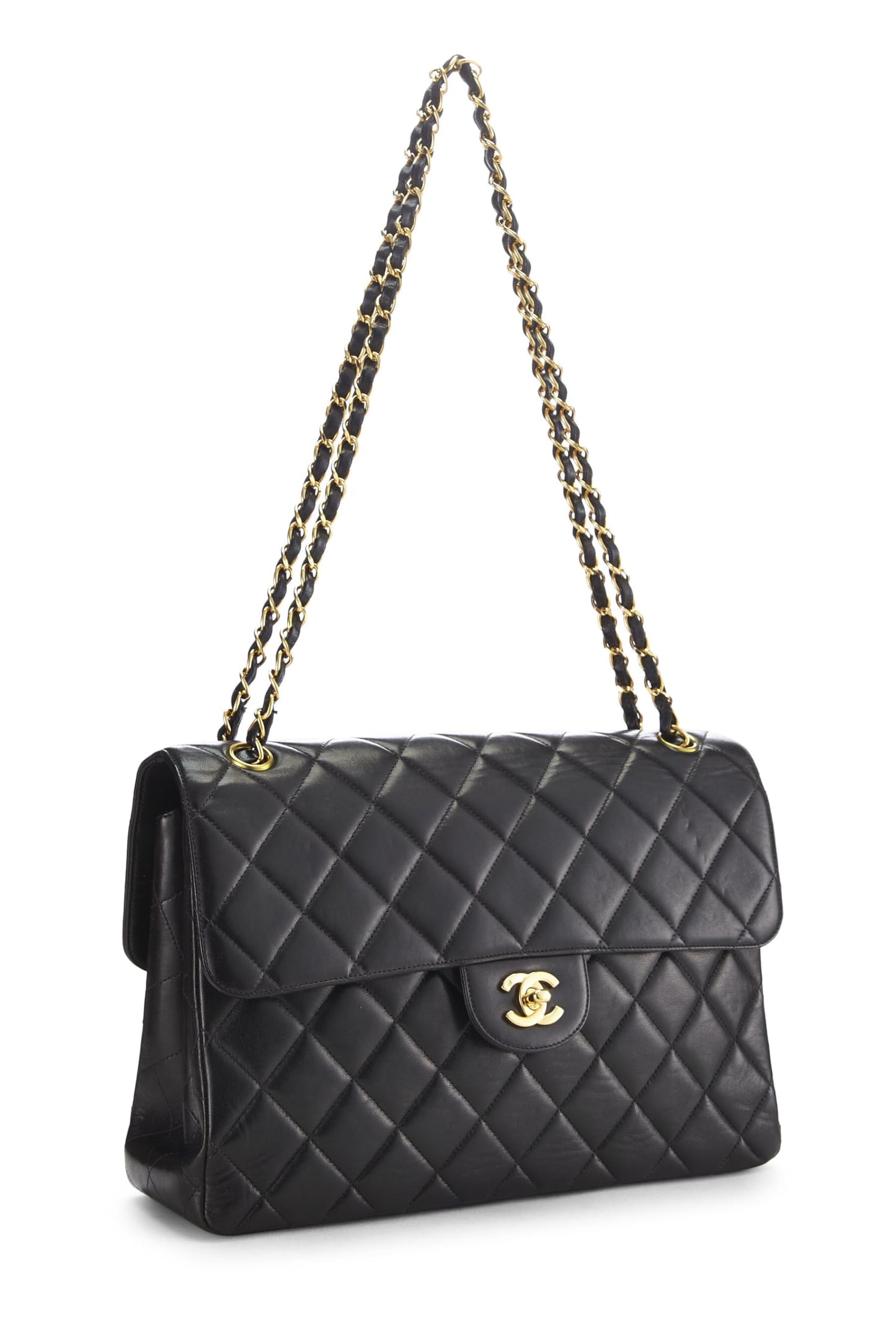 Chanel, Jumbo con solapa clásica de doble cara acolchada de piel de cordero negra Pre-Loved, Negro