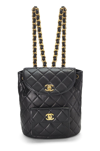 Chanel, Mochila clásica de piel de cordero acolchada negra Pre-Loved, Negro