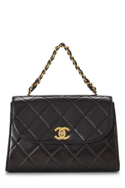 Chanel, sac à main matelassé en cuir d'agneau noir de taille moyenne, d'occasion, noir