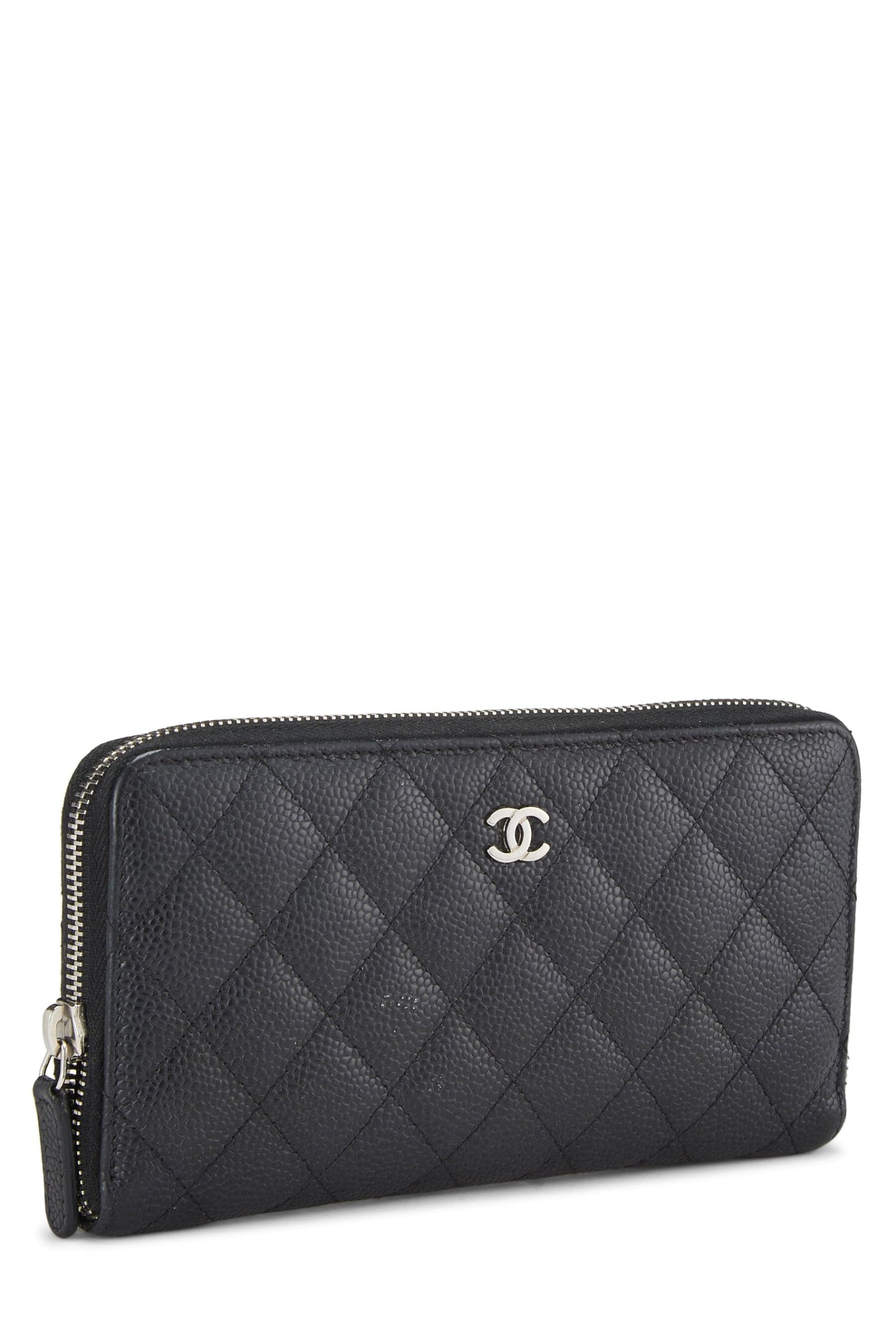 Chanel, Cartera de caviar acolchada negra con cremallera alrededor Pre-Loved, Negro