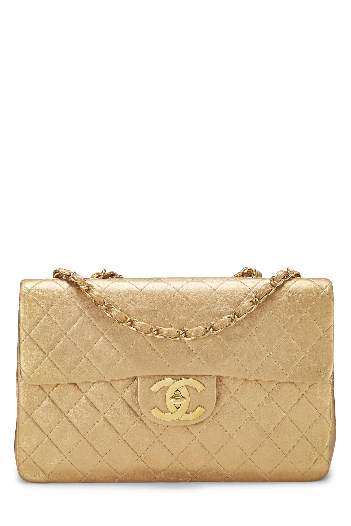 Chanel, Jumbo demi-rabat en cuir d'agneau matelassé doré d'occasion, doré