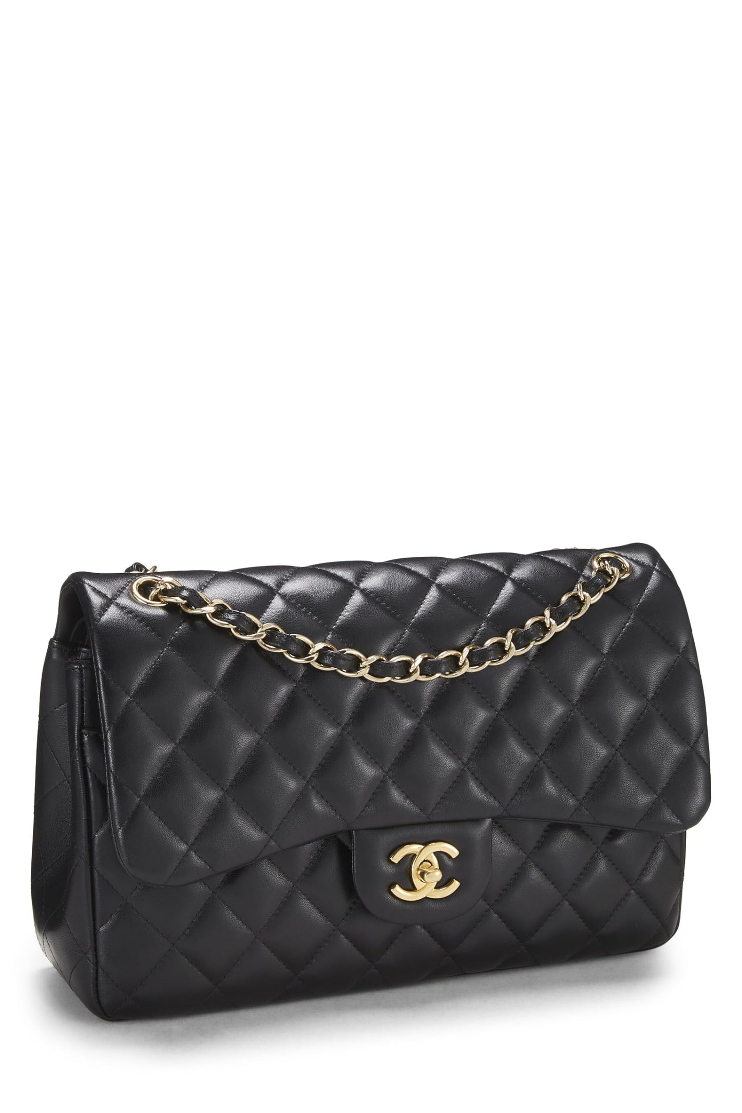 Chanel, Jumbo clásico con doble solapa y piel de cordero acolchada negra Pre-Loved, Negro