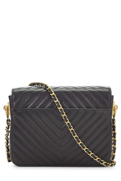 Chanel, Pre-Loved Paris-Cosmopolite Piel de becerro Chevron negra Rock the Corner Minaudiere, Negro