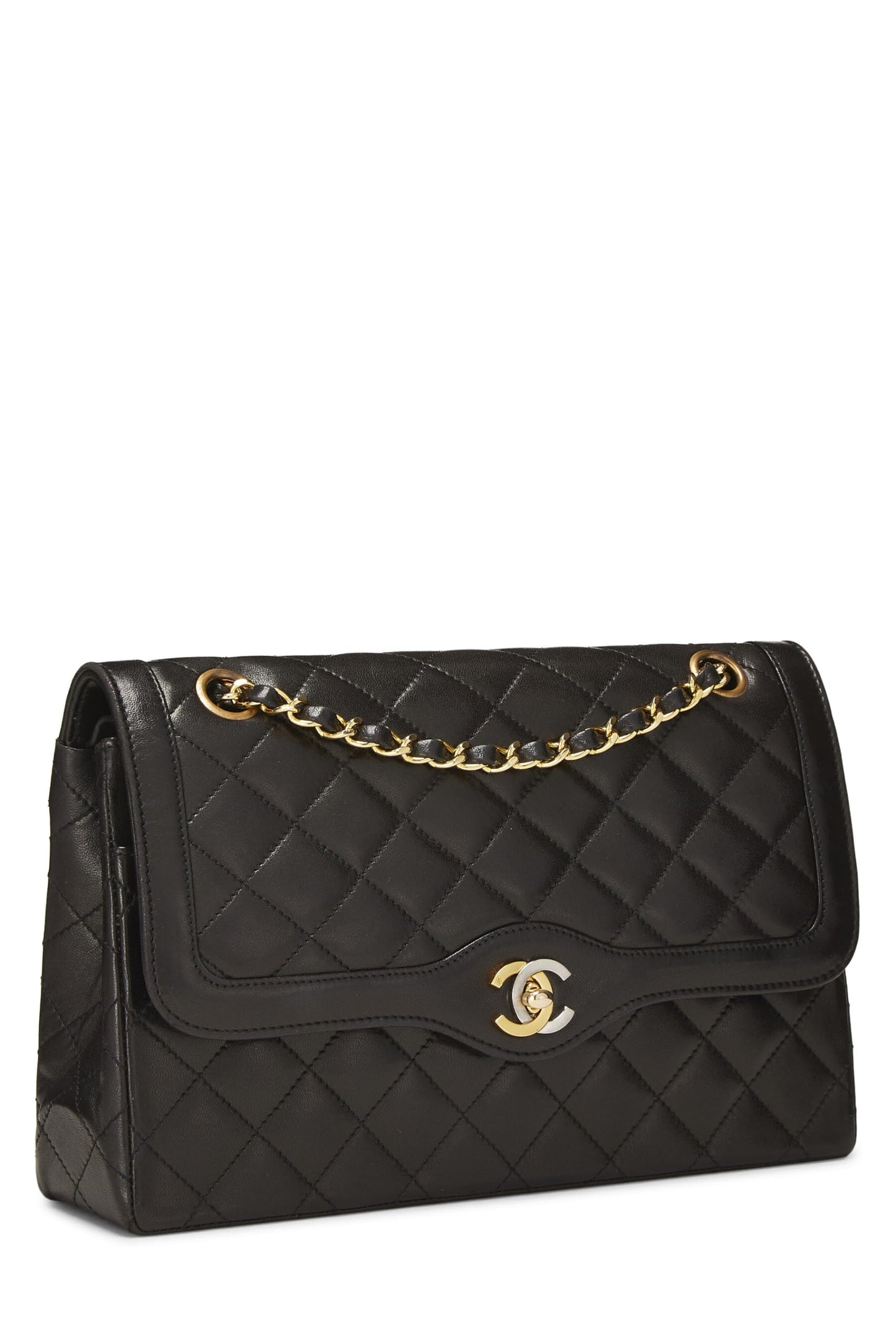 Chanel, Pre-Loved Paris Limited doble solapa de piel de cordero acolchada negra mediana, Negro