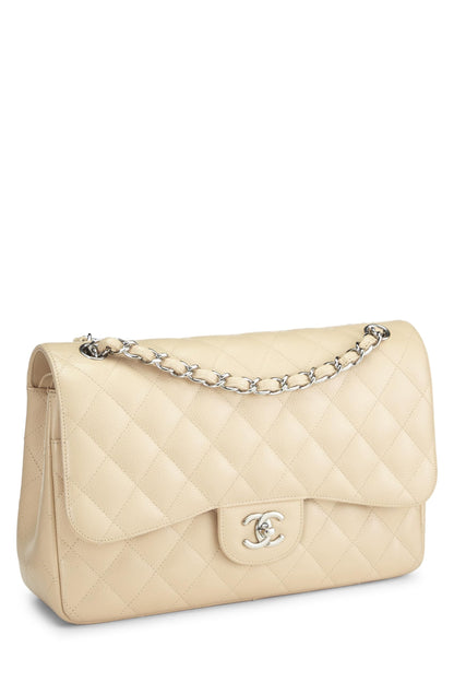 Chanel, Pre-Loved Caviar acolchado beige New Classic Flap Jumbo, Beige