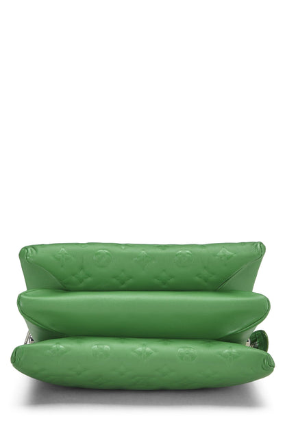 Louis Vuitton, Coussin PM en relief vert Monogram d'occasion, vert