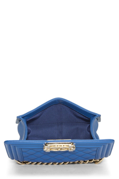 Chanel, sac à dos Boy en cuir d'agneau matelassé bleu d'occasion, taille S, bleu