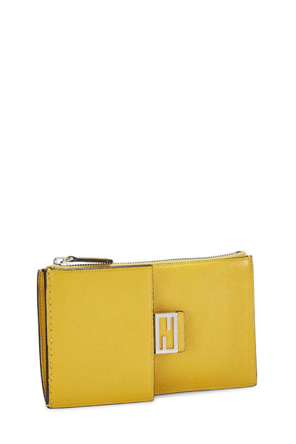 Fendi, pochette de taille en cuir jaune d'occasion, jaune