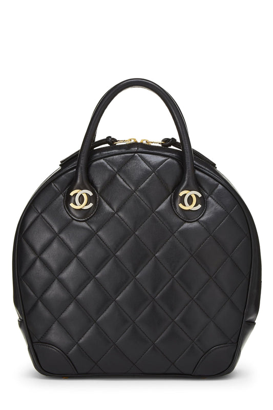 Chanel, Bombín pequeño Paris Limited de piel de cordero acolchado negro Pre-Loved, Negro