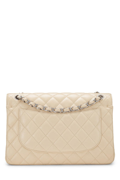 Chanel, sac à main jumbo à double rabat matelassé beige caviar, neuf et d'occasion, beige