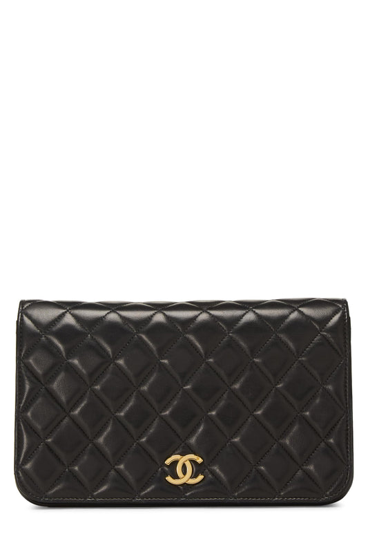 Chanel, Solapa completa con broche de piel de cordero acolchada negra Pre-Loved, Pequeña, Negro