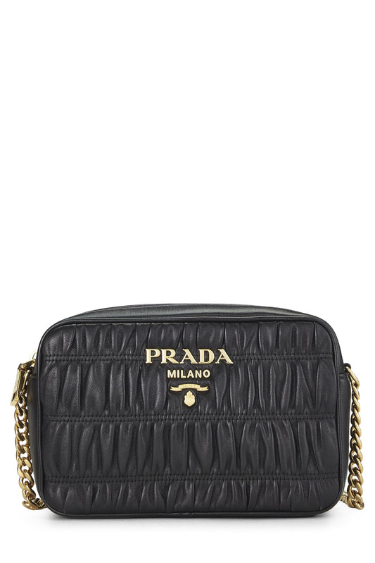 Prada, Bolso para cámara Gaufre de napa negra Pre-Loved, Negro