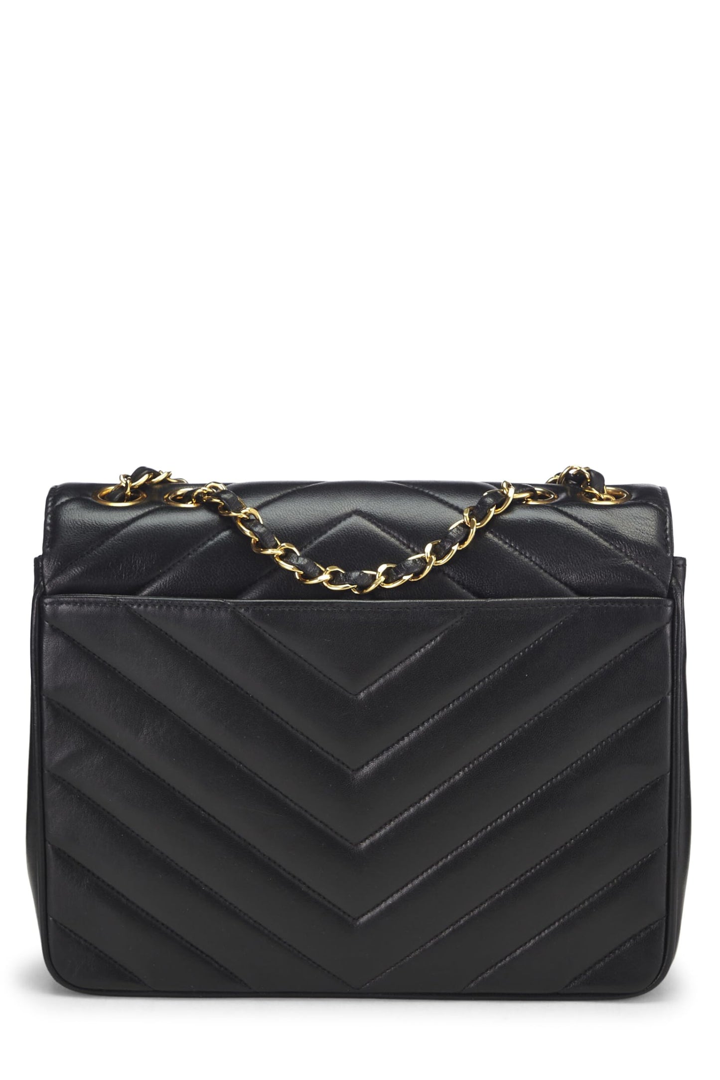 Chanel, petite enveloppe à rabat en cuir d'agneau noir à chevrons d'occasion, noir