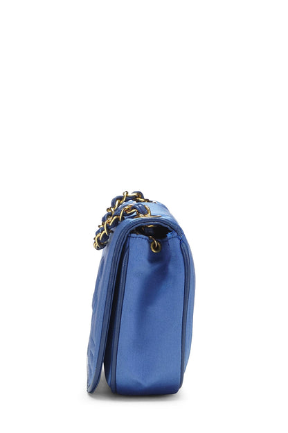 Chanel, Mini sac à rabat en satin bleu Triborder d'occasion, bleu