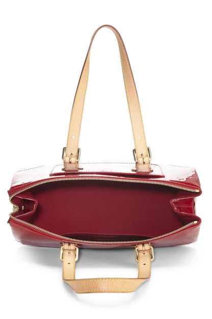 Louis Vuitton, Pre-Loved Pomme D'amour Monogram Vernis Rosewood Avenue, Red