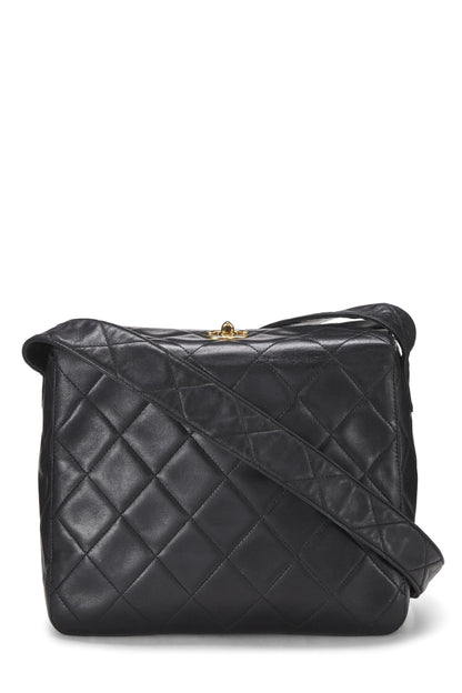 Chanel, sac à bandoulière en cuir d'agneau matelassé noir d'occasion, noir