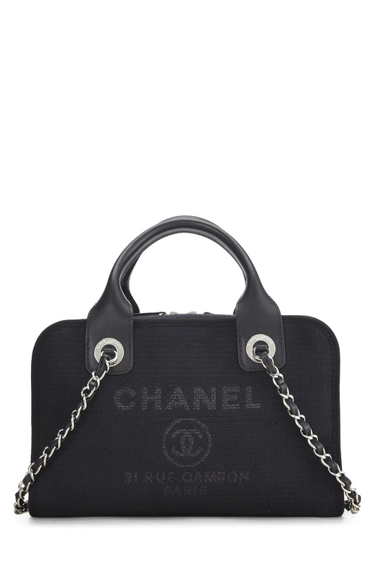 Chanel, melon Deauville en toile noire d'occasion, noir