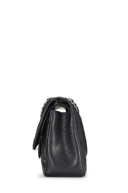 Chanel, sac à main New Classic Flap Jumbo matelassé noir d'occasion, noir