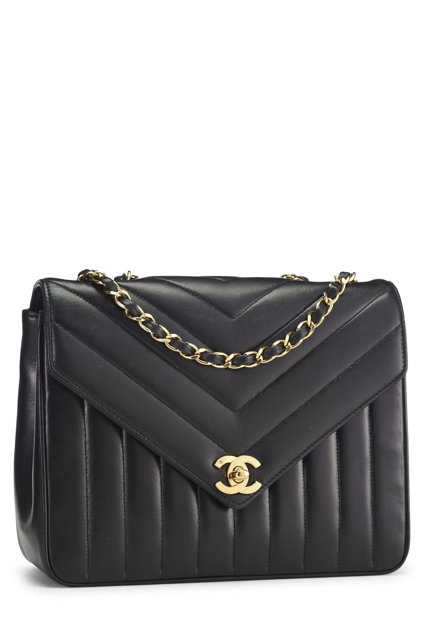 Chanel, Sobre pequeño con solapa de piel de cordero con chevron negro Pre-Loved, Negro