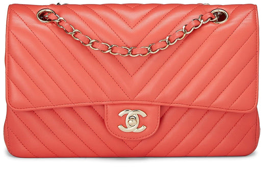 Chanel, Pre-Loved Pink Chevron Lambskin Classic Double Flap Medium, Pink