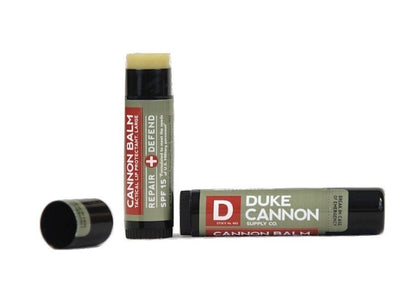 Paquete de bálsamo labial Cannon Lip Balm 140° y protector labial Tactical de Duke Cannon, con FPS 30 y FPS 15, sabores menta fresca y naranja sanguina, paquete de 2