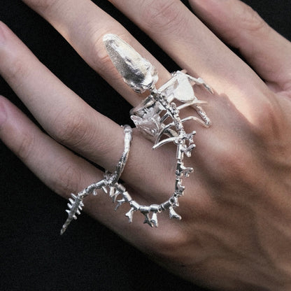 Women Wear White And Dark Bone Ring