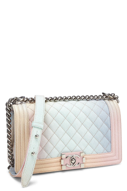 Chanel, Sac Boy matelassé Rainbow Caviar Medium d'occasion, rose