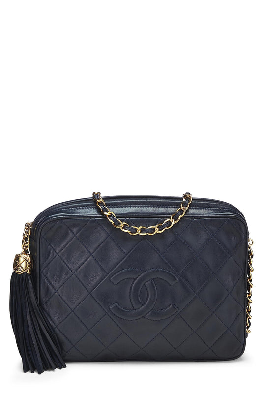 Chanel, Bolso para cámara 'CC' con diamantes de piel de cordero azul marino Pre-Loved, mediano, azul marino