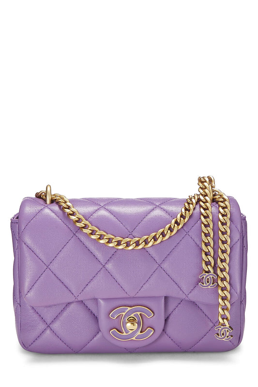 Chanel, Mini sac à rabat carré CC en cuir d'agneau violet d'occasion, violet