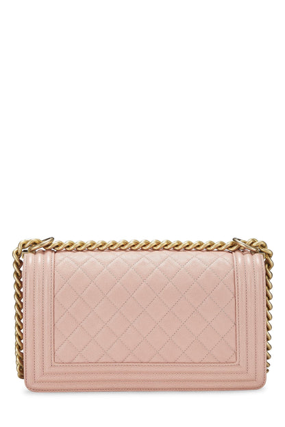 Chanel, sac Boy Caviar matelassé rose d'occasion de taille moyenne, rose